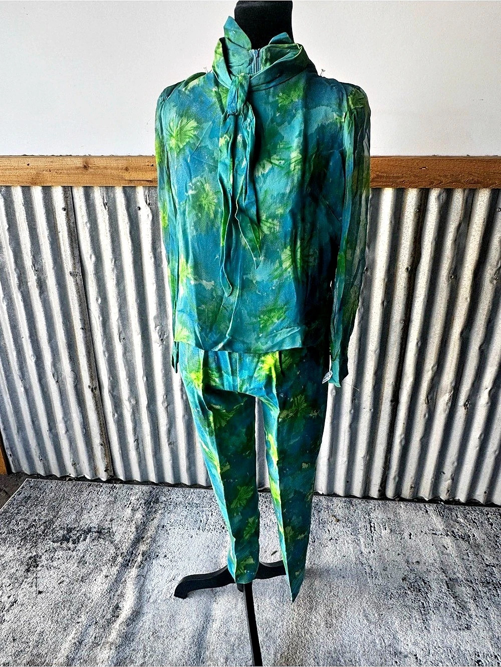 California Abstract Blue & Green Pixie Pant and Chiffon Blouse for Palm Springs